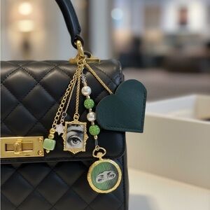NEW FORNASETTI INSPIRED HAND PURSE HANDBAG CHARM KEYCHAIN DESIGNER READY GREEN